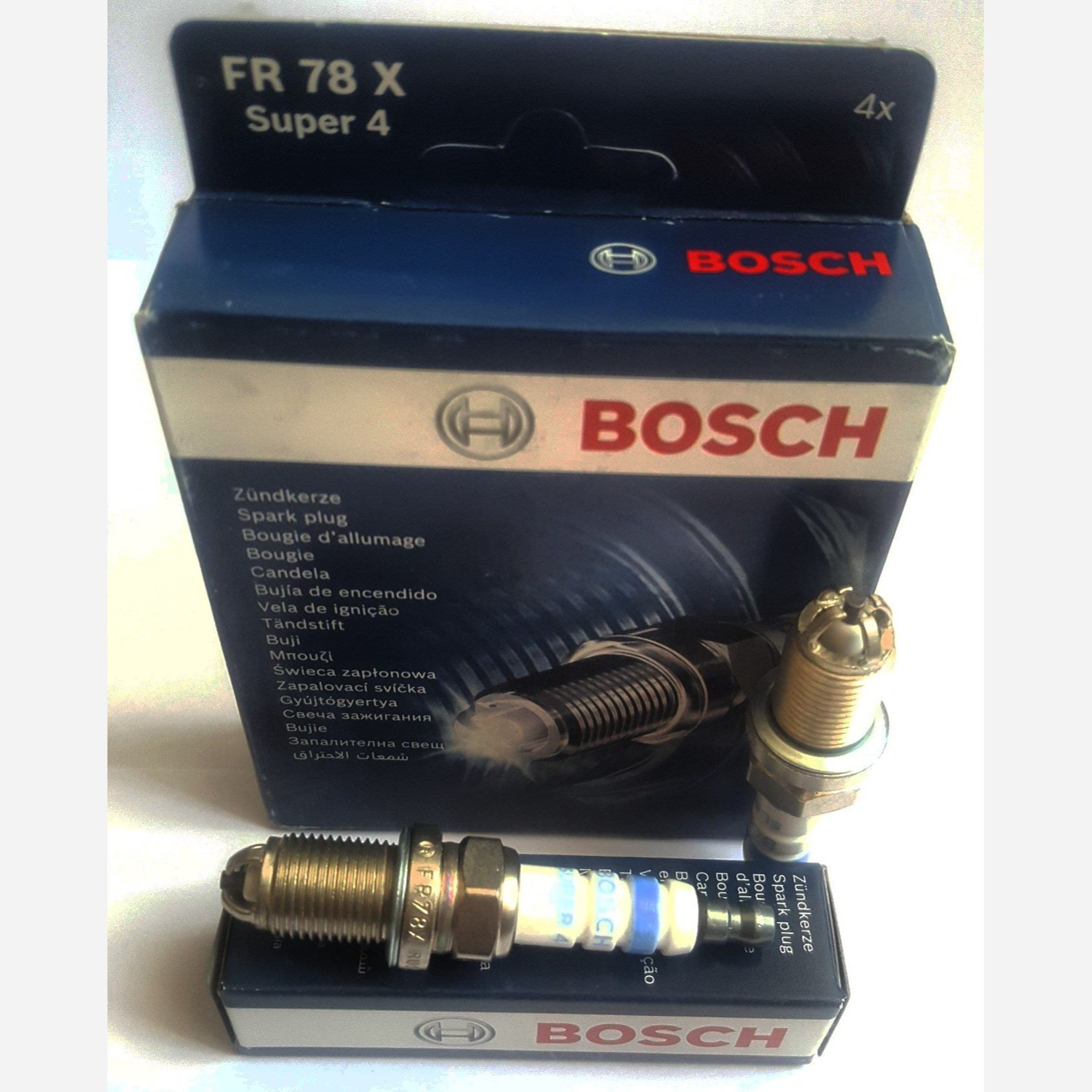 شمع BOSCH FR78X اورجینال مناسب خودروهای سازگار از جمله پژو 206، سیتروئن C3، رنو لوگان - بسته 4 عددی